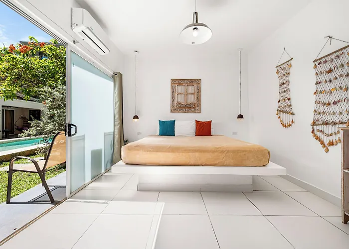 Hotel La Ramona Charming 4*